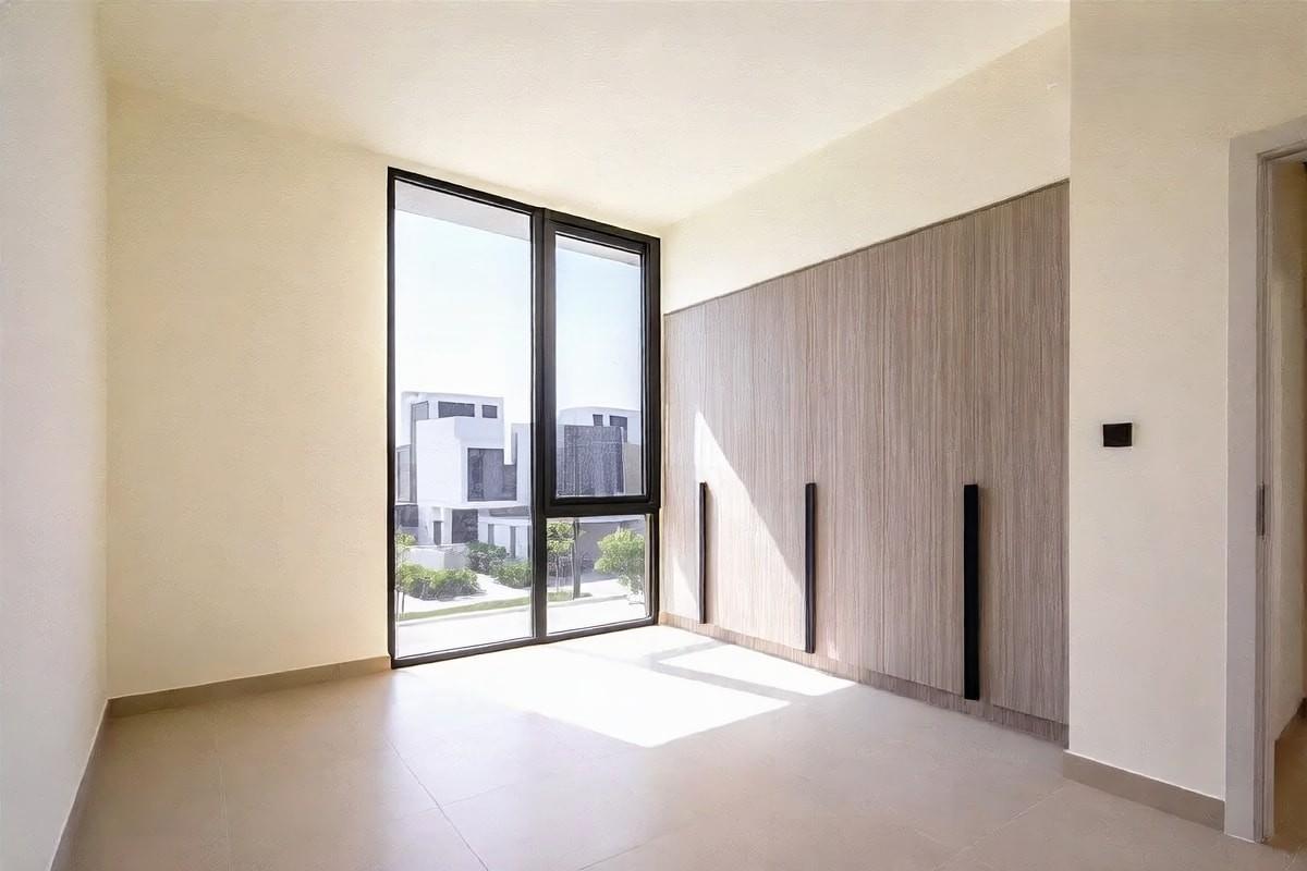 Investment Ready: 4BR Villa in Dubai Hills Estate | Golf Course View