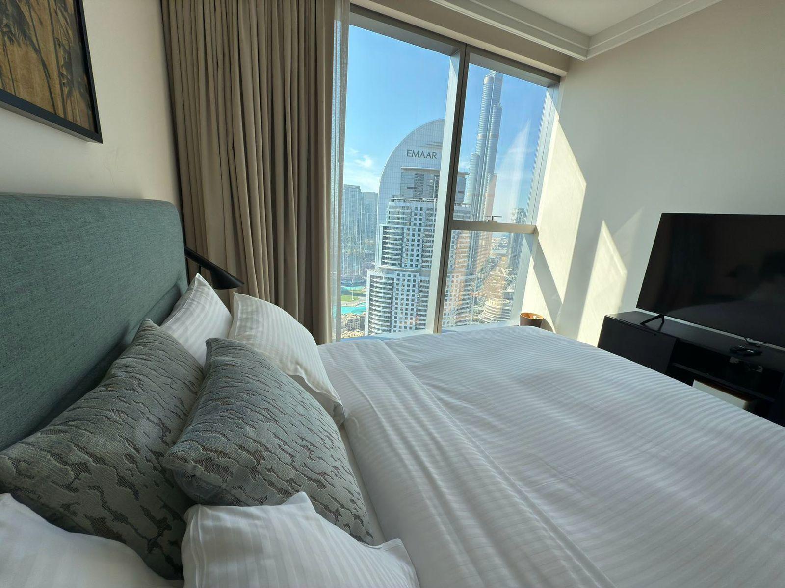 Boulevard Point by Emaar - Fully Furnished 3 Bedroom Apartment + Maid Room - Burj Khalifa & Dubai Mall View