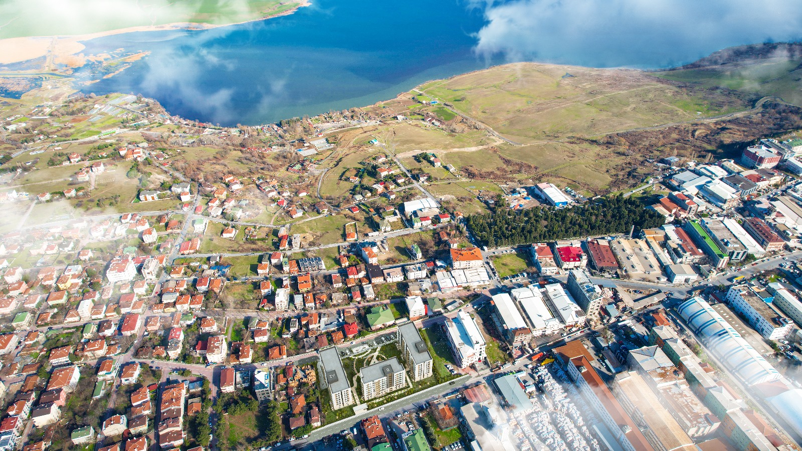 Lotus Firuzkoy Gol Evleri