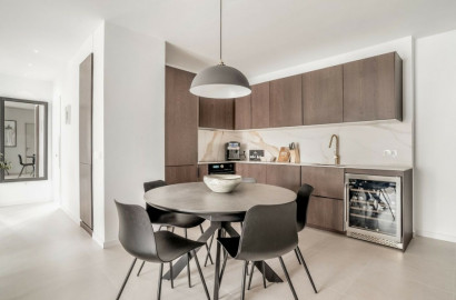 Stunning Three Bedroom Apartment in Marbella