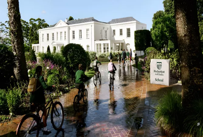 Hudayriyat Golf Estate