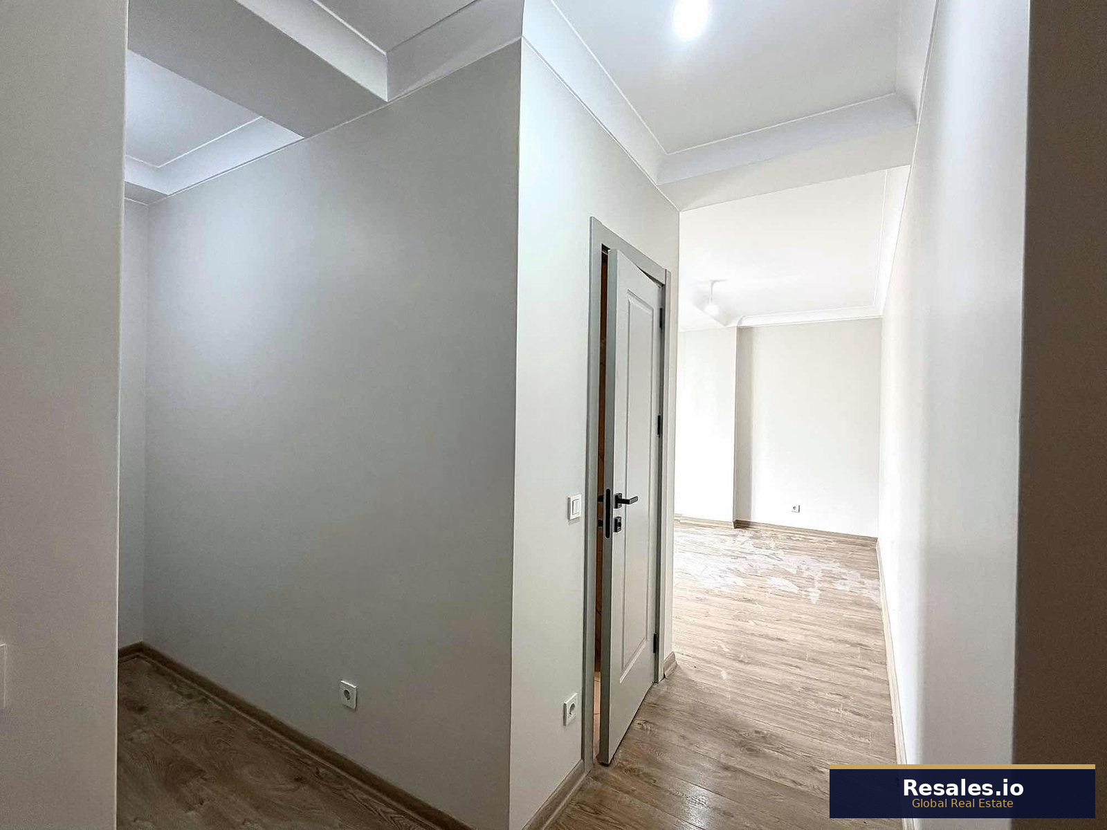 Acıbadem Caddesi Üzerinde — 3+1 Daire Satılık
