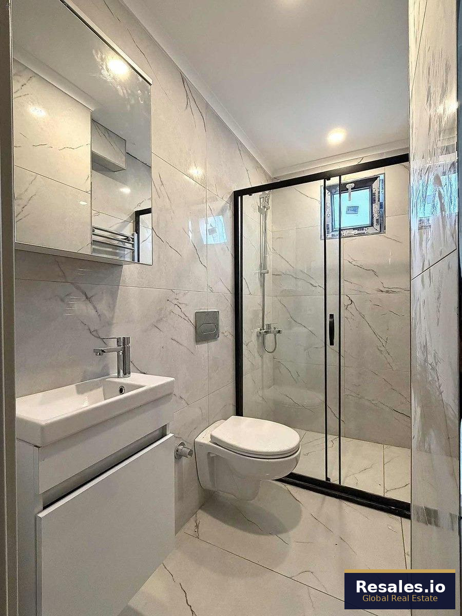 Acıbadem Caddesi Üzerinde — 3+1 Daire Satılık