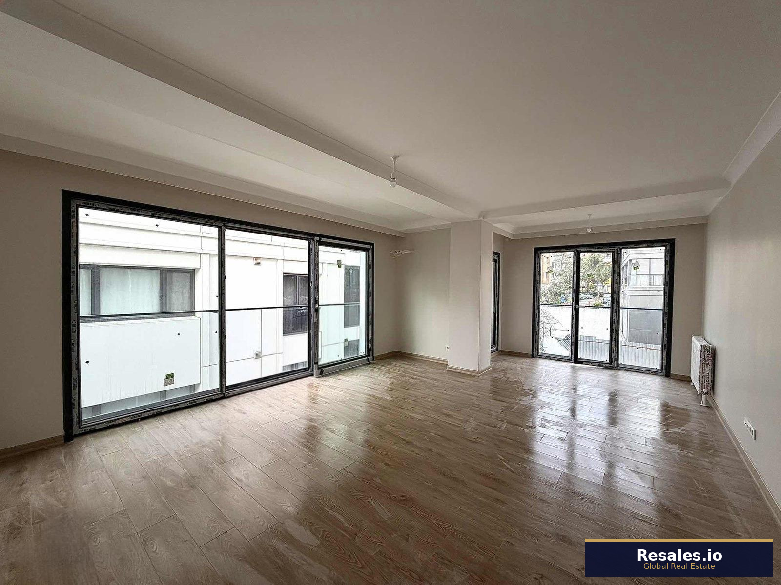 Acıbadem Caddesi Üzerinde — 3+1 Daire Satılık