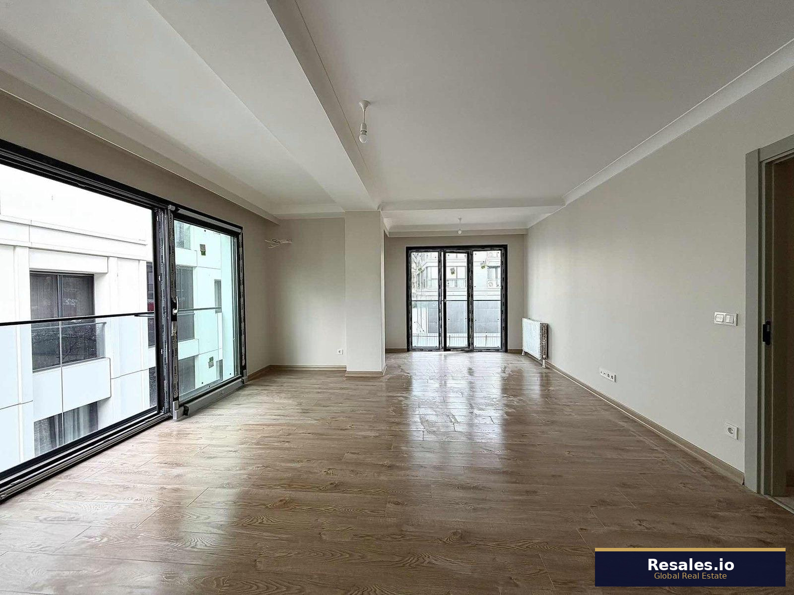 Acıbadem Caddesi Üzerinde — 3+1 Daire Satılık
