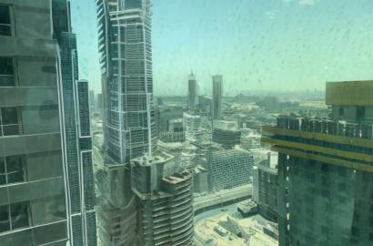 Luxury High-Floor Apartment at Marina Pinnacle, Dubai Marina - Fully Furnished and Vacant with Negotiable Terms