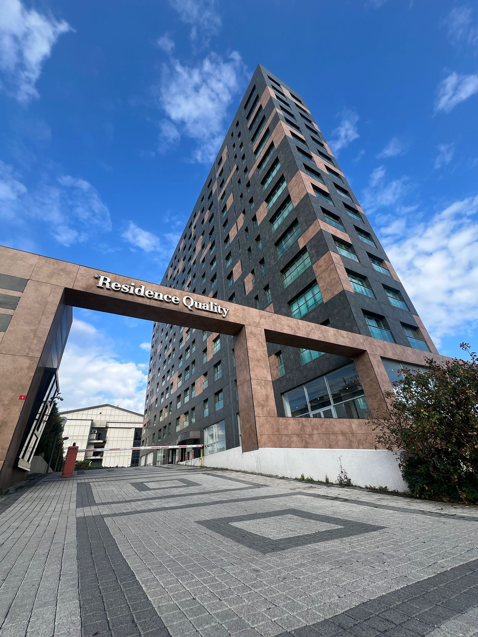 Quality Residence: Vatandaşlığa Uygun Lüks Mağazalar