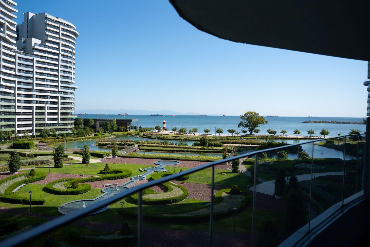 SeaPearl Ataköy: Роскошная квартира 3,5+1 на первой линии моря - Подходит для гражданства