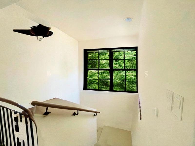 Single Row | Vacant | Best Layout | Key in Hand