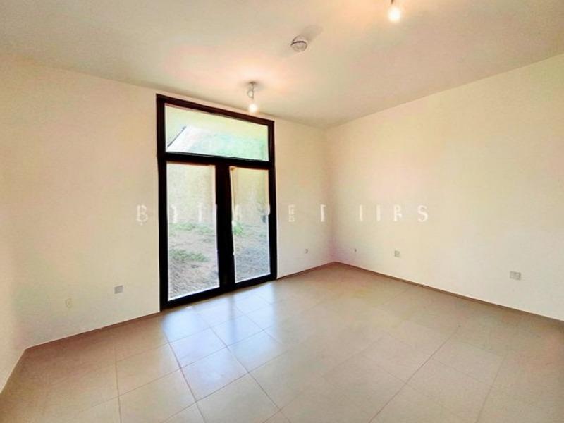 Single Row | Vacant | Best Layout | Key in Hand