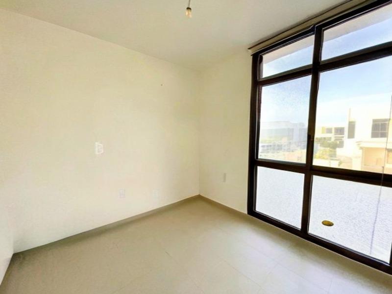 Single Row | Vacant | Best Layout | Key in Hand