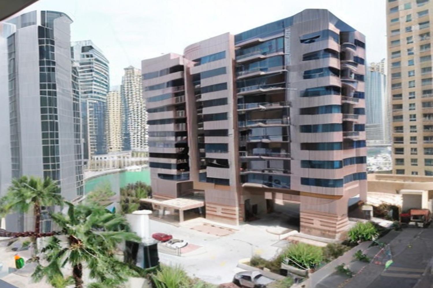 Spacious Balcony Retreat in The Waves Tower A, Dubai Marina - Vacant March Availability on High Floor