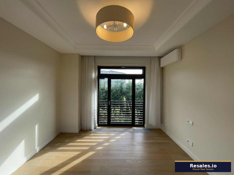 Zekeriyaköy Ormanada Satılık Büyük Bahçeli L290 FIRSAT