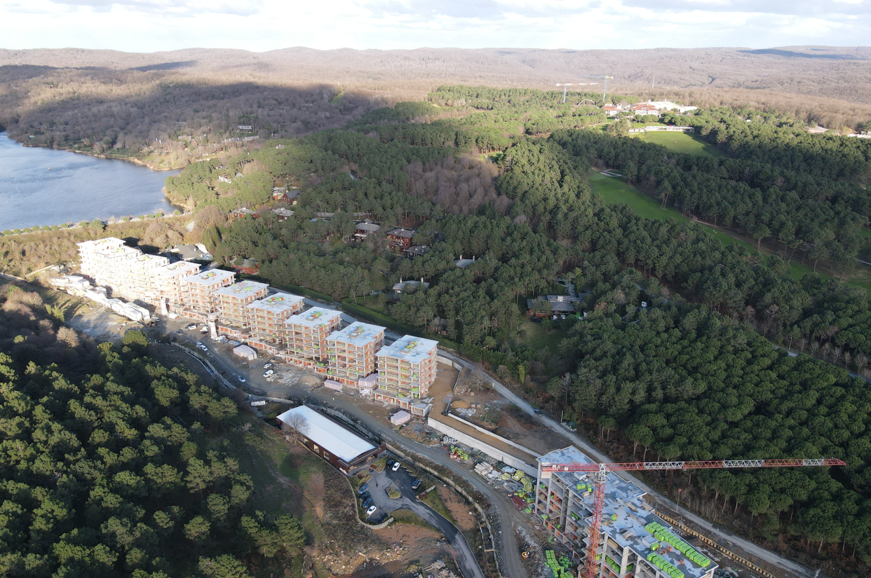 4 Bedrooms Luxury Residences in the forest in Istanbul