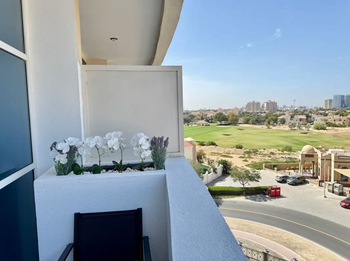 Royal Residence - Studio | Brand New Furnished | Amazing Golf and Skyline View