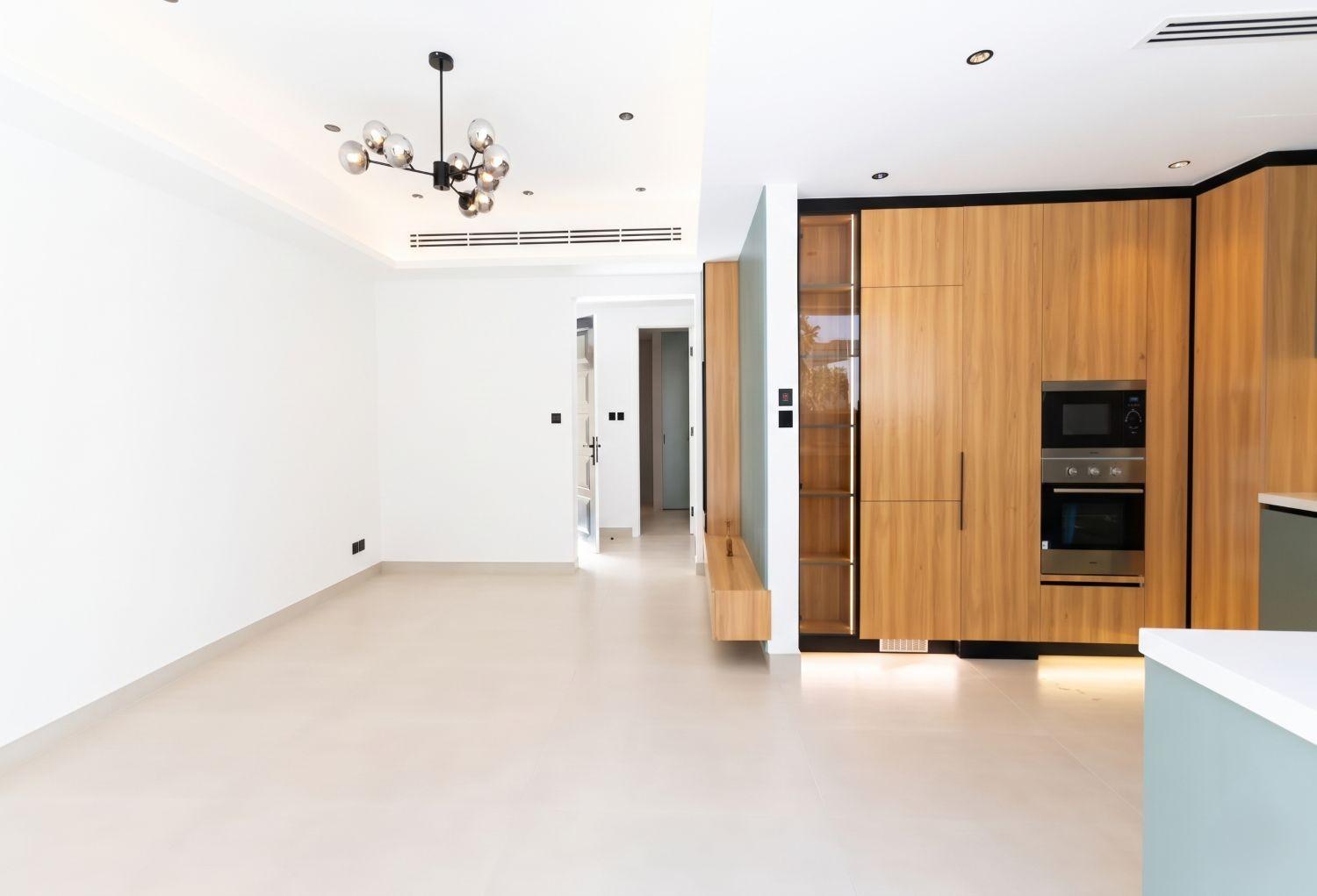 Fully Upgraded 3 Bedroom Villa for Sale in Springs 3