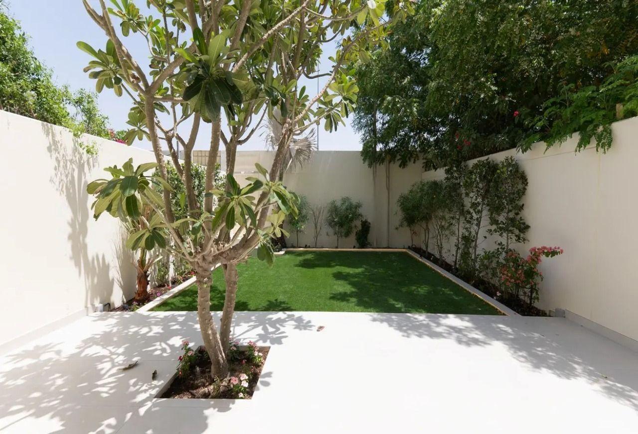 Fully Upgraded 3 Bedroom Villa for Sale in Springs 3