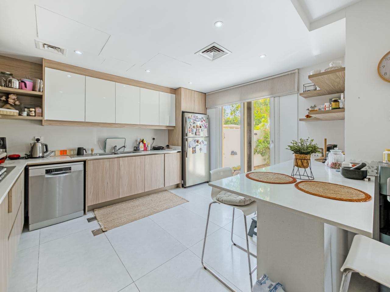 Upgraded 3 Bedroom + Study Room Villa for Sale in Springs 8