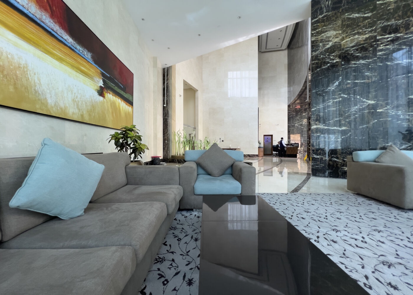 Trident Grand Residence - 1 Bedroom Apartment-Spacious Unit-Full Cash