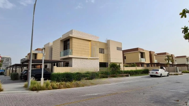 3-Bedroom Townhouse with Maid’s Room in DAMAC Hills, Dubai